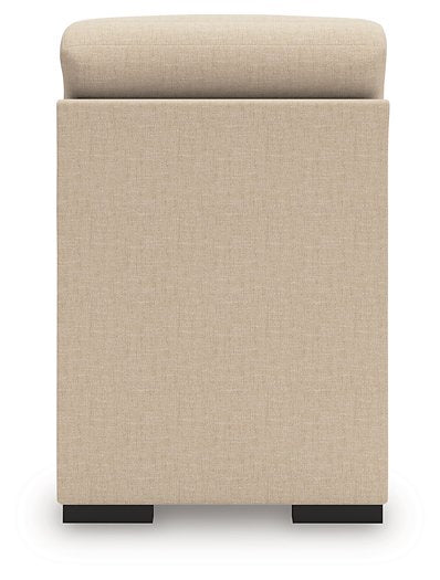 LadyMae Sectional with Chaise - Javi's Furniture & Mattress (Woodburn, OR)