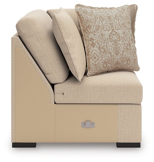 LadyMae Sectional with Chaise - Javi's Furniture & Mattress (Woodburn, OR)