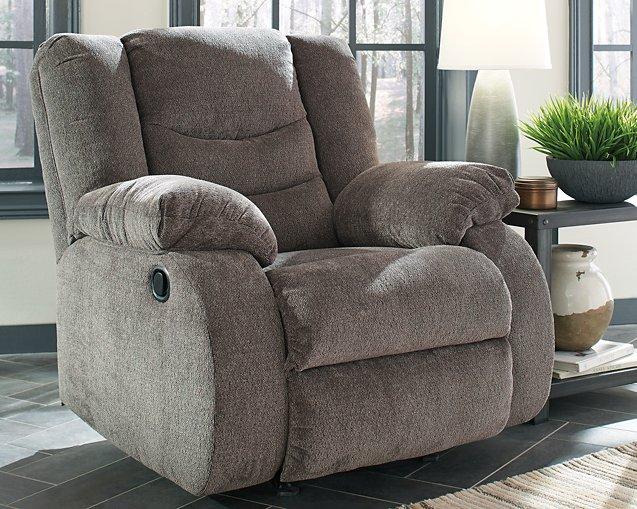 Tulen Recliner - Javi's Furniture & Mattress (Woodburn, OR)